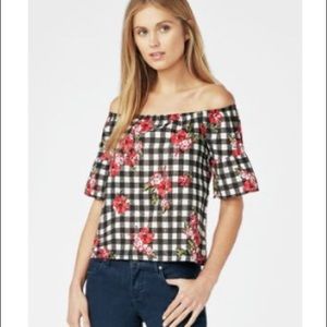 🟢 Off Shoulder Black and White w/ Red Flowers top